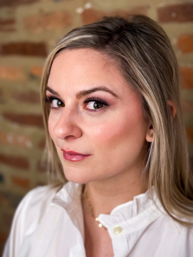 Soft glam wedding makeup in Chicago IL by Rachel Marie Glam
